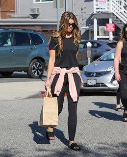 Katherine Schwarzenegger feet photo thumbnail