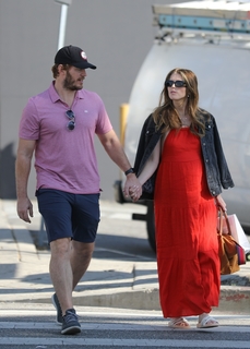 Katherine Schwarzenegger feet photo thumbnail