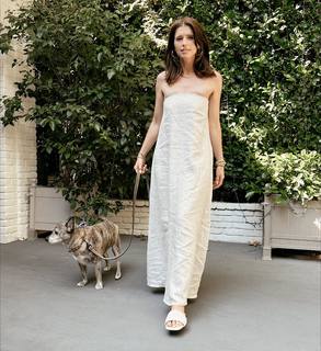 Katherine Schwarzenegger feet photo thumbnail