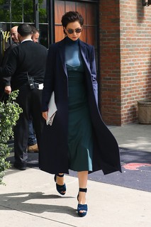 Katherine Waterston feet photo thumbnail