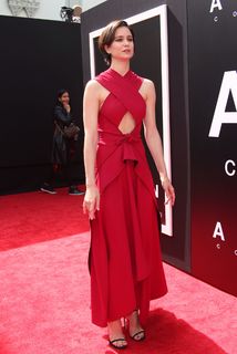 Katherine Waterston feet photo thumbnail