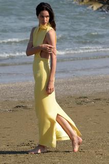Katherine Waterston feet photo thumbnail