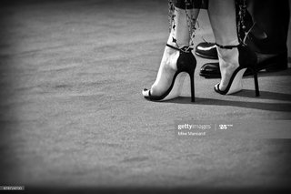 Katherine Waterston feet photo thumbnail