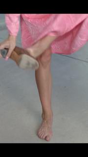 Katherine Waterston feet photo thumbnail