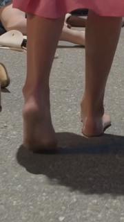 Katherine Waterston feet photo thumbnail