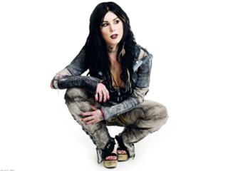 Katherine von Drachenberg feet photo thumbnail