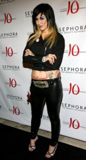 Katherine von Drachenberg feet photo thumbnail