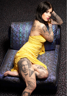 Katherine von Drachenberg feet photo thumbnail