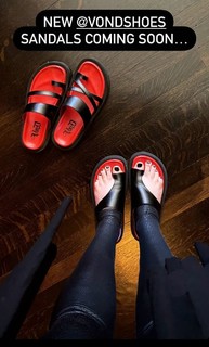 Katherine von Drachenberg feet photo thumbnail