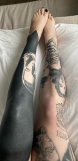Katherine von Drachenberg feet photo thumbnail
