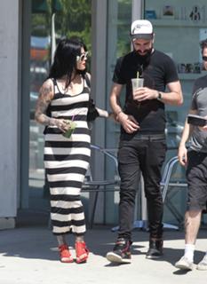 Katherine von Drachenberg feet photo thumbnail