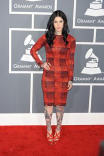 Katherine von Drachenberg feet photo thumbnail
