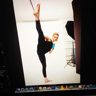 Katheryn Winnick feet photo thumbnail