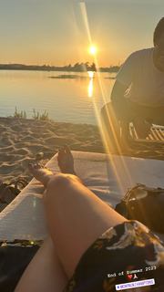 Katheryn Winnick feet photo thumbnail