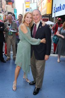 Kathie Lee Gifford feet photo thumbnail