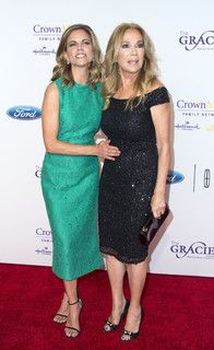 Kathie Lee Gifford feet photo thumbnail