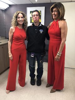 Kathie Lee Gifford feet photo thumbnail