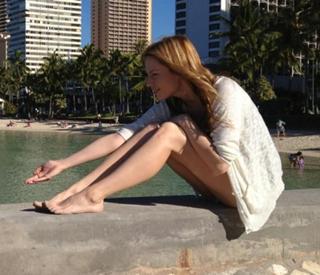 Kathleen Elliott feet photo 8