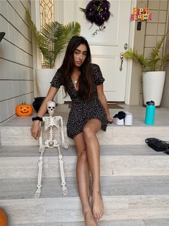 Kathleen Hixson feet photo 8
