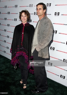 Kathleen Quinlan feet photo 5