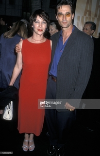 Kathleen Quinlan feet photo 12