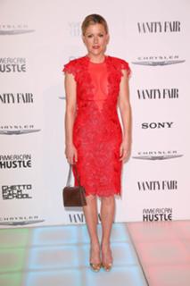 Kathleen Robertson feet photo thumbnail