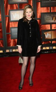 Kathleen Robertson feet photo thumbnail