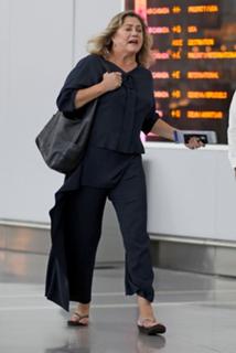 Kathleen Turner feet photo thumbnail