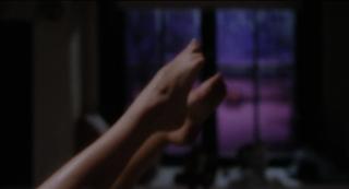 Kathleen Turner feet photo thumbnail