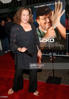 Kathleen Turner feet photo thumbnail