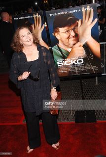 Kathleen Turner feet photo thumbnail