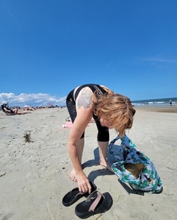 Kathleen Wilhoite feet photo 5
