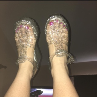 Kathleen Wilhoite feet photo 4