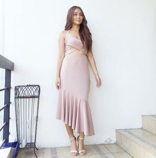 Kathryn Bernardo feet photo thumbnail