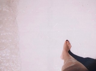 Kathryn Bernardo feet photo thumbnail