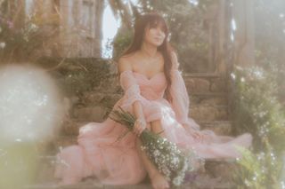 Kathryn Bernardo feet photo thumbnail