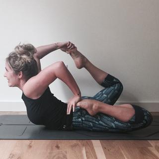 Kathryn Budig feet photo 17