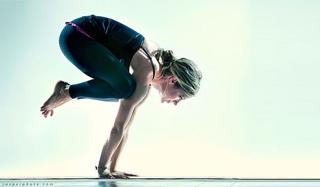 Kathryn Budig feet photo 9