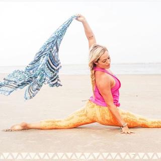 Kathryn Budig feet photo 8