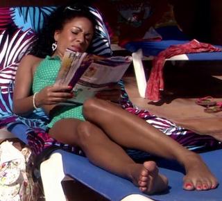 Kathryn Drysdale feet photo 10
