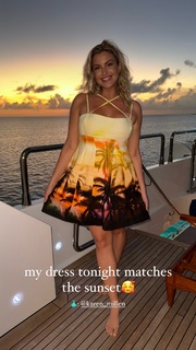 Kathryn Dunn feet photo 17