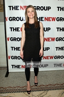 Kathryn Erbe feet photo thumbnail