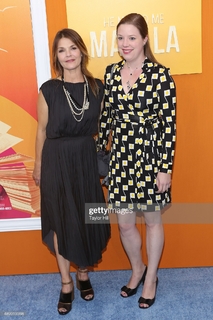 Kathryn Erbe feet photo thumbnail