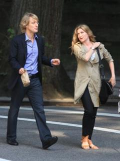 Kathryn Hahn feet photo thumbnail