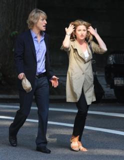 Kathryn Hahn feet photo thumbnail