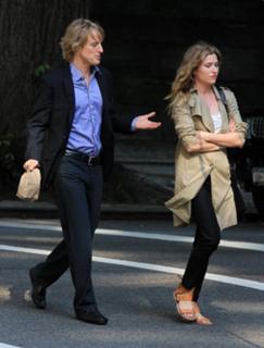 Kathryn Hahn feet photo thumbnail