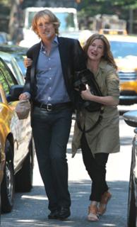 Kathryn Hahn feet photo thumbnail