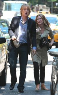 Kathryn Hahn feet photo thumbnail