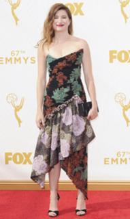 Kathryn Hahn feet photo thumbnail