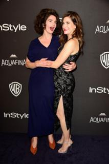 Kathryn Hahn feet photo thumbnail